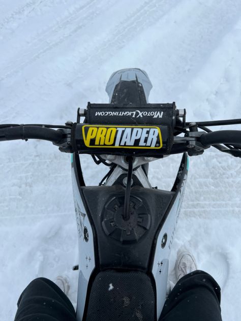 Pit bikes in the snow is elite frr😂😂 Pit Bikes, Motocross Bikes, Pit Bike, Motocross, The Snow, Bike, Quick Saves