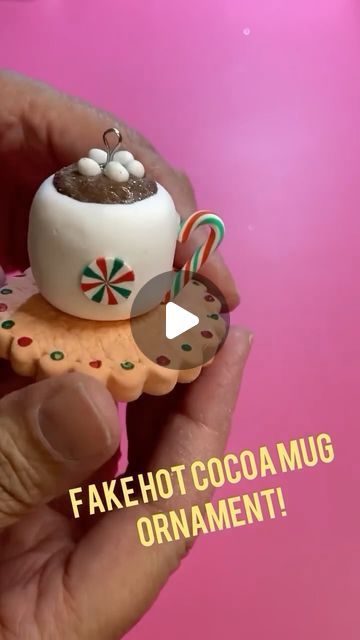 🧁 CINDY 🧁 on Instagram: "Christmas in July CUTE Hot Cocoa Ornament Fake Bake! ⛄️ #fakebake #ChristmasInJuly #peepthisyall" Christmas Fake Bakes Diy, Fake Bakes Diy, Cute Hot Cocoa, Hot Cocoa Ornaments, Fake Bakes, Fake Bake, Instagram Christmas, Clay Figures, Miniature Christmas