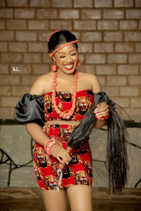 Igbo Cultural Attire, Igbo Outfit, Igbo Dress, Nigerian Traditional Attire, Isi Agu, Nigerian Traditional Dresses, Royal Attire, Green Wedding Suit, Igbo Bride