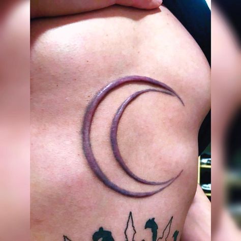 Body Mods Scarification, Scarification Tattoo Healed, Scarification Tattoos, Mod Aesthetic, Tattoo Over Scar, Body Decoration, Body Decor, Healing Tattoo, Body Modification