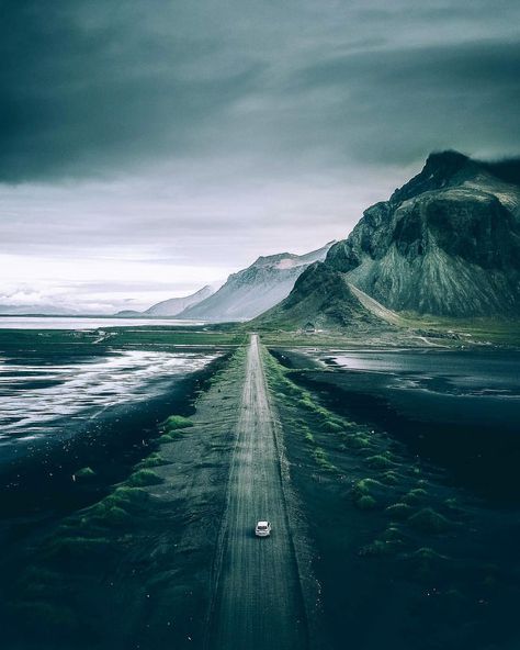 Keep calm & Drive slow. Nothing like a week on the Icelandic roads. Iceland Phone Wallpaper, Iceland Wallpaper Desktop, Driving In Iceland, Iceland Scenery Landscapes, Iceland Nature Landscapes, Iceland Resorts, Iceland Hiking, Aerial Photography Drone, Strange Places