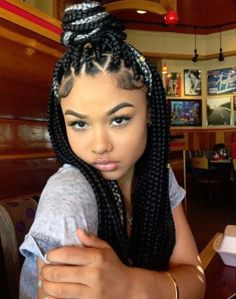 Gray and black box braids Black Box Braids, Colored Box Braids, New Hair Look, Poetic Justice Braids, Medium Box Braids, Big Box Braids, Blonde Box Braids, Colored Braids, Long Box Braids