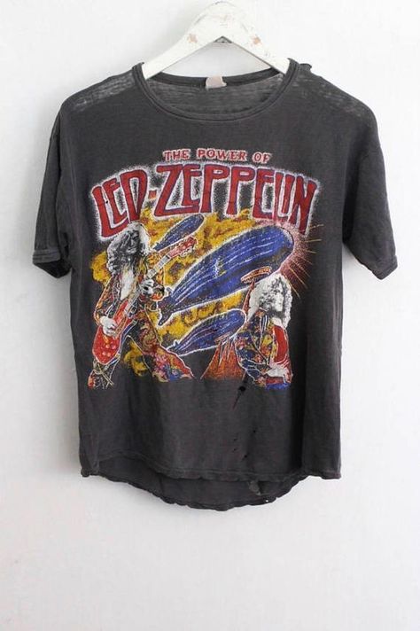 Led Zeppelin T Shirt, Vintage Band T Shirts, 70s Clothing, Vintage Band Tees, Looks Black, Band Shirts, Casual Tops For Women, Online Tops, Women T Shirt