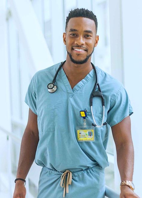 Male Nurse Photoshoot, Partner Headshots, Male Nurse Uniform, Male Nurse Aesthetic, Medical Scrubs Men, Doctor Friends, Nurse Photoshoot, Unsleeping City, Doctor Uniform