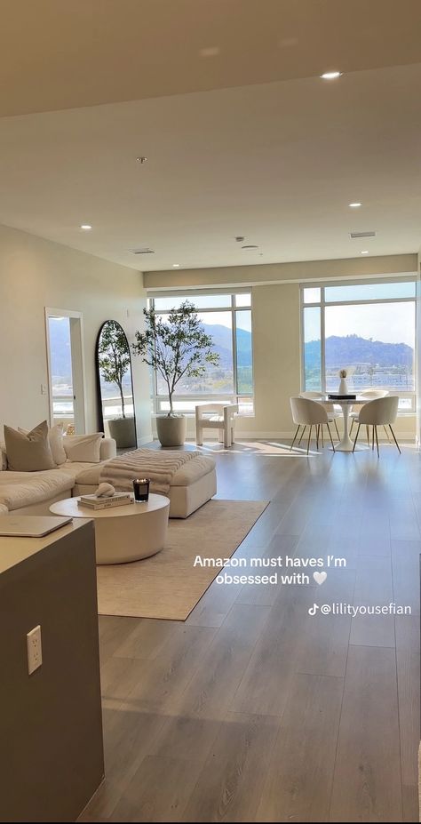 Kim Kardashian Home Interior, Khloe Kardashian House Interiors, Kim K Home, Kim Kardashian House, Kardashian House, Khloe Kardashian House, Sf Apartment, Kardashian Home, November Baby