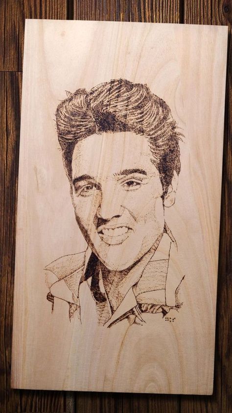 Pyrography Portrait, Animated Portrait, Portrait Male, Wood Burning Art, Patterns Ideas, Pyrography, Birch Wood, Elvis Presley, Wood Burning