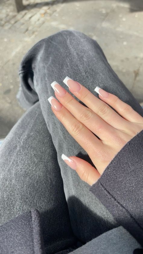 Fashion: #fashion, #style, #outfitinspiration, #beauty Harry Potter Nail Art, Cute Simple Nails, Lavender Nails, French Tip Acrylic Nails, Basic Nails, Glow Nails, Pink Acrylic Nails, Minimalist Nails, Nail Art Ideas