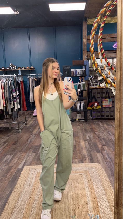 sage green free people hot shot onesie outfit mirror pic jumpsuit Overalls Romper Outfit, Jumpsuit Outfit Green, Sage Green Summer Outfits, Free Woman Aesthetic Outfits, Boho Trendy Outfits, Boho Basic Outfits, Free People Jumpsuit Outfit Summer, Yogi Aesthetic Outfits, Earthy Overalls Outfit