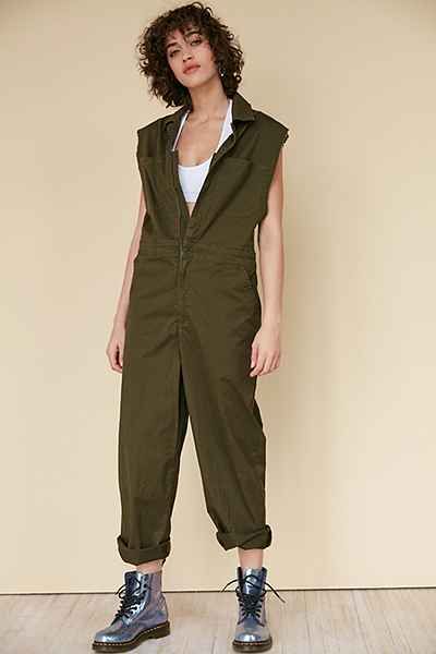 Girl Mechanic Outfit, Mechanic Fashion, Mechanic Costume, Mechanic Suit, Mechanic Overalls, Mechanic Clothes, Mechanic Jumpsuit, Mechanic Coveralls, Trendy Skirts