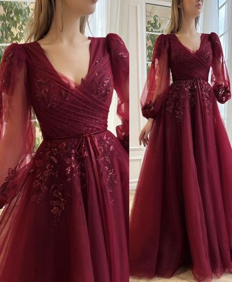 Latest gowns ideas Prom Dress With Long Sleeves, Gown Aesthetic, Burgundy Homecoming Dresses, Fashion Jobs, Simple Prom Dress, V Neck Prom Dresses, Fancy Dresses Long, Prom Dresses Two Piece, Two Piece Homecoming Dress