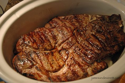 How to Cook the Perfect Chuck Roast | James & Everett Chuck Roast Crock Pot Recipes, Steak On Stove, Cooking Lobster, Beef Chuck Steaks, Roast Steak, Chuck Roast Recipes, Pot Roast Crock Pot Recipes, Crockpot Steak, Chuck Steak