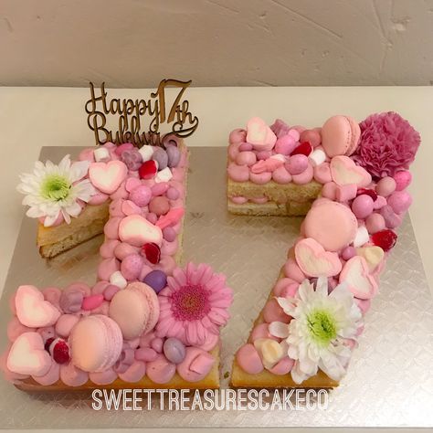 Birthday Cake For Girl, Cakes For Teenagers, Queens Birthday Cake, New Cake Design, Letter Cakes, 17 Birthday Cake, Birthday Cake Designs, Cake Decorating Courses, Cake Lettering