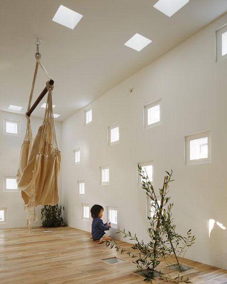 Interesting Windows, Takeshi Hosaka, Gathering Ideas, Window Architecture, Square Windows, Japanese Interiors, Interior Design Per La Casa, Two Storey House, Window Ideas