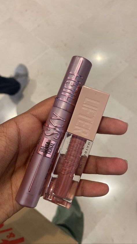 Lash Sensational Sky High Mascara, Sky High Mascara, Lash Sensational, Maybelline Lash Sensational, Makeup Bag Essentials, Makeup List, Makeup Help, Fancy Makeup, Lip Glosses