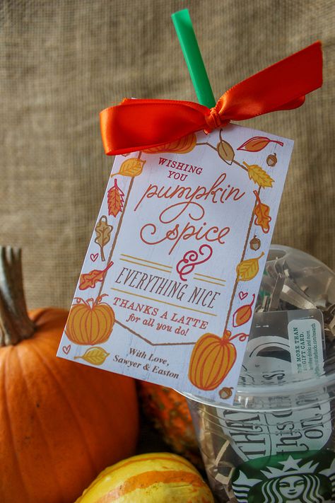 Pumpkin Spice Thanks A Latte Gift Idea  - Just Add Confetti Thanksgiving Teacher Gifts, Fall Teacher Gifts, Diy Gifts For Christmas, Teachers Thanksgiving, Teacher Holiday Gifts, Unique Gift Cards, Teacher Gift Tags, Pumpkin Spice And Everything Nice, Spice Gift