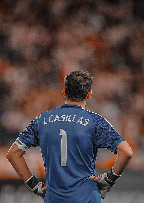 Casillas Real Madrid, Zinedine Zidane Real Madrid, Cristiano Ronaldo Goals, Love Feeling Photos, Brazil Team, Real Madrid Photos, Ronaldo Goals, Soccer Goals, Real Madrid Soccer