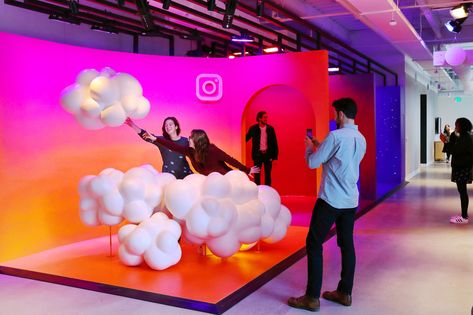 Life-Size Instagram Backdrops | Instagram Got a New Office. It Looks Like Instagram Stand Feria, Instagram Projects, Selfie Wall, Event Booth, Photo Opportunity, Photo Zone, Experiential Marketing, Exhibition Booth Design, Art Exhibit