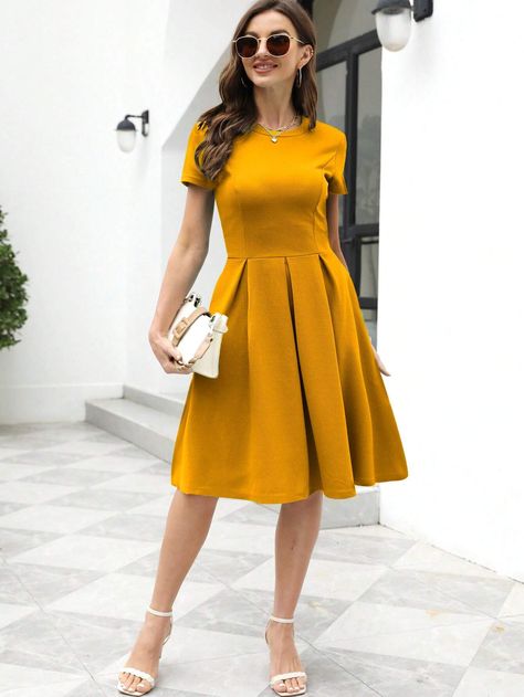 Solid Hidden Pocket Pleated Hem Dress | SHEIN USA Shein Dress, Shein Dresses, Women Midi, Hidden Pocket, Hem Dress, Womens Midi Dresses, Midi Dresses, Dress P, Fit And Flare