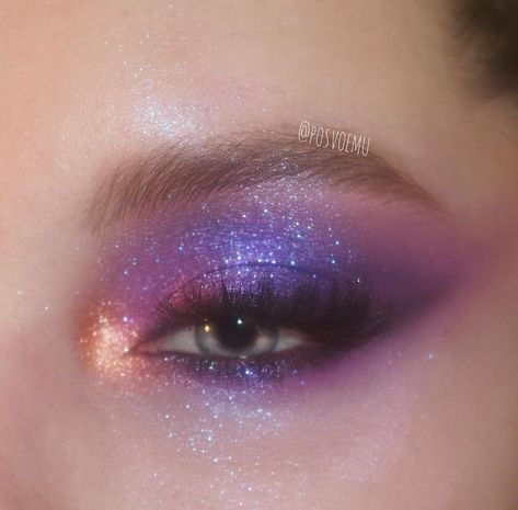 Red Festival Makeup, Color Guard Makeup, Witchy Makeup, Book Of Magic, Space Makeup, Galaxy Makeup, Escape Pod, Cute Eye Makeup, Rave Makeup