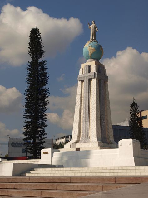 El Salvador del Mundo Salvador Culture, El Salvador Culture, David Tattoo, El Salvador Travel, Background 4k, Burj Khalifa, Honduras, Statue Of Liberty, Places Ive Been