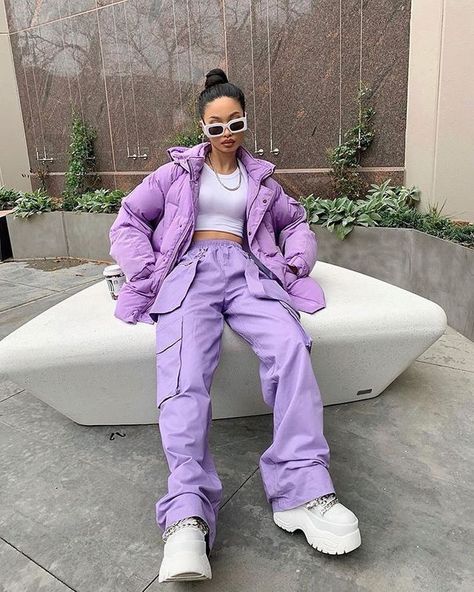 Pastel Streetwear, Sporty Spice, Purple Fits, K Fashion, Purple Outfits, Tomboy Style Outfits, Streetwear Fashion Women, Mode Inspo, Tomboy Fashion