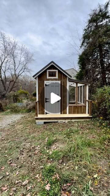 True_Craft_Sheds on Instagram: "10’ x 10’ Garden Shed / Greenhouse combo #🌱 #☀️ 
.
.
.
.
.
#truecraftsheds #virginiaisforshedlovers #sheshedliving #sheshed #greenhouse #garden #garden #ilovemyjob #rusticdecor #sheds" Garden Shed Greenhouse Combo, Shed Greenhouse Combo, Craft Sheds, Garden Shed Greenhouse, Greenhouse Shed Combo, Shed Greenhouse, Pallet Shed Plans, Garden Shed Ideas, Pallet Shed