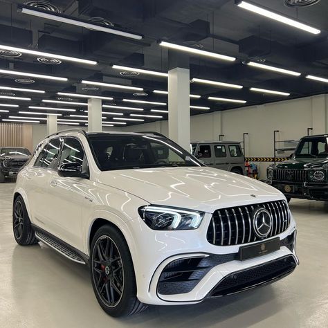 Car Money, 2024 Manifestations, Gle 63, Mercedes Benz Suv, Mercedes Cars, Mercedes Suv, Dream Cars Mercedes, Benz Gle, Girly Car