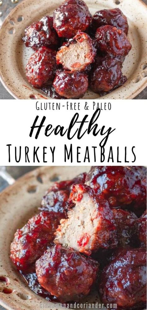 Healthy Baked Turkey Meatballs in Cranberry Sauce - an easy recipe for the best baked meatballs with lean ground turkey and glazed with a refined sugar-free paleo cranberry sauce that you will want to put on EVERYTHING. No breadcrumbs needed for this simple gluten-free recipe. Have them for dinner, serve them as a holiday appetizer and make them part of your meal prep | #thanksgiving #mealprep #meatballs #paleorecipes #baked Meatballs With Cranberry Sauce, Paleo Cranberry Sauce, Meatballs Sauce Recipe, The Best Meatballs, Baked Turkey Meatballs, Turkey Meatballs Healthy, Best Cranberry Sauce, Cranberry Meatballs, Gluten Free Turkey