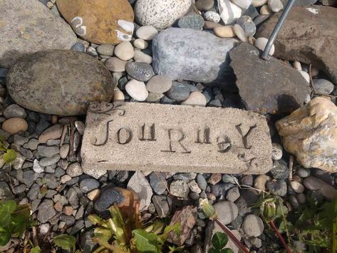 I make these special DIY stepping stones to mark moments or memories with my family. They also make great gifts. Learn how to make a simple memorial stone here. #gritandgarcelife Memorial Stones Diy, Diy Stepping Stones, Memorial Markers, Stepping Stones Diy, Stones Diy, Yard Project, Memorial Stones, Letter Stamps, Painted Sticks