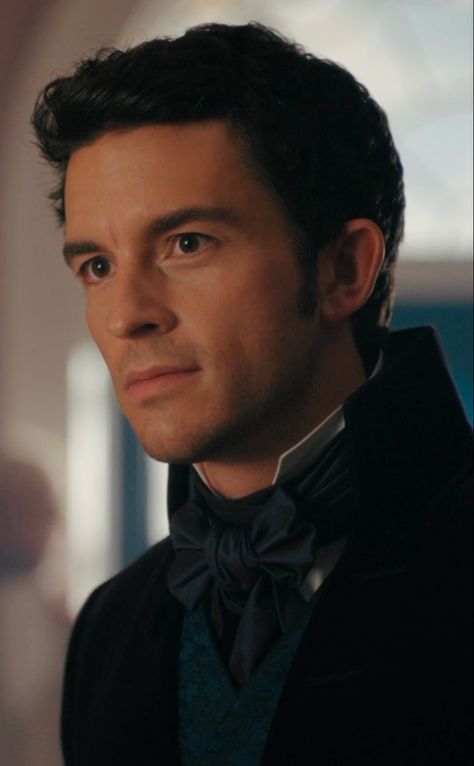 Jonathan Bailey Bridgerton, Bridgerton Anthony, Anthony B, Anthony Bridgerton, Regé-jean Page, Phoebe Dynevor, Jonathan Bailey, Classy Suits, Julia Quinn