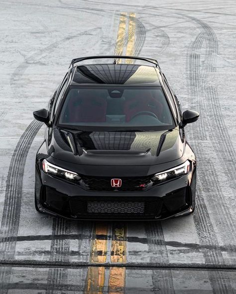 Honda Civic Type R Fl5 Wallpaper, Honda Fl5 Type R, Honda Civic Aesthetic, Fl5 Type R, Honda City Hatchback, Civic Fk, Aesthetic Guy Outfits, Honda Civic Vtec, Subaru Levorg