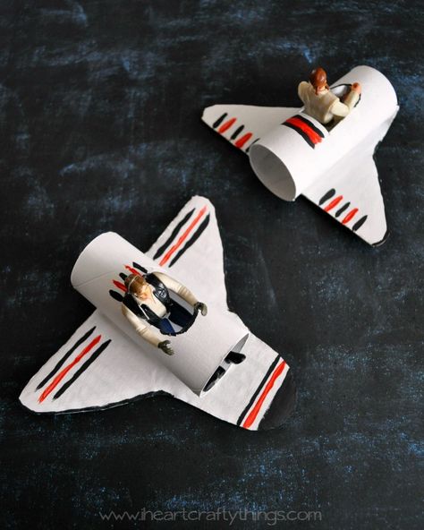 Space Shuttle Craft, Outer Space Crafts For Kids, Star Wars Activities, Outer Space Crafts, Diy Star Wars, Space Crafts For Kids, Star Wars Crafts, Diy Star, Fun Projects For Kids