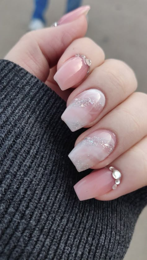 Elegant Nails Short Square, Sheer Pink Acrylic Nails With Design, Soft Marble Nails, Wedding Marble Nails, Light Pink And Clear Nails, Light Marble Nails, Pink Marbled Nails, Marble Jelly Nails, White Marble Wedding Nails