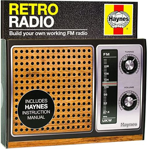 Amazon.com: Haynes HRR1493 Retro Radio Construction Kit, Black : Toys & Games Electronic Technician, Electronics Background, Radio Kit, Retro Radios, Retro Radio, Condiment Sets, Picture Boxes, Built In Speakers, Electronic Kits