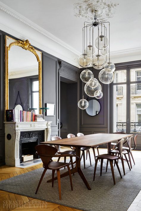 Sebastian Erras photography, Paris Interior Design Minimalist, Grey Dining Room, Gray Walls, 아파트 인테리어, Dark Walls, Grey Dining, Parisian Apartment, Elegant Dining, Wainscoting