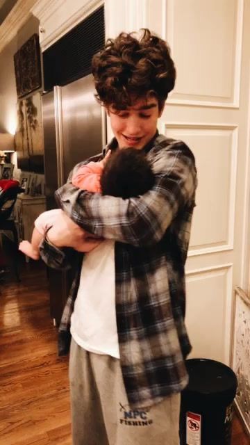 Sibling Goals Aesthetic, Guys With Babies, Guys With Kids, Siblings Goals, Joshua Bassett, Mia 3, Boyfriend Goals, Relationship Goals Pictures