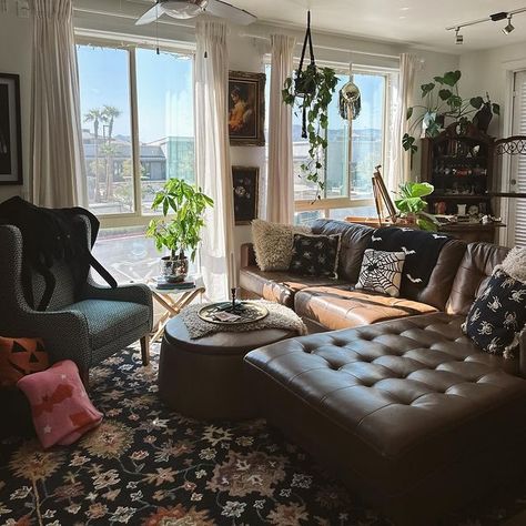 Save this pin for captivating dark academia living room inspirations to elevate your home decor game! Get ready to infuse your space with timeless elegance and intellectual vibes. #DarkAcademia #LivingRoomIdeas #HomeDecorInspo Dark Academia Living Room White Walls, Dark Academia Living Room Aesthetic Cozy, Light Academia Home Decor, Dark Academia House Interior, Dark Academia Aesthetic Living Room, Academia Apartment, Living Room Ideas Aesthetic, Dark Academia Apartment, Dark Living Room Decor