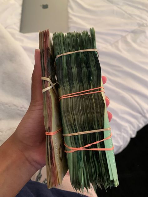 Stack Of Money Canadian, Flexing Canadian Money, Canadian Money, Money Vision Board, Money Moves, Money Stacks, Soft Life, Rich Money, Money On My Mind