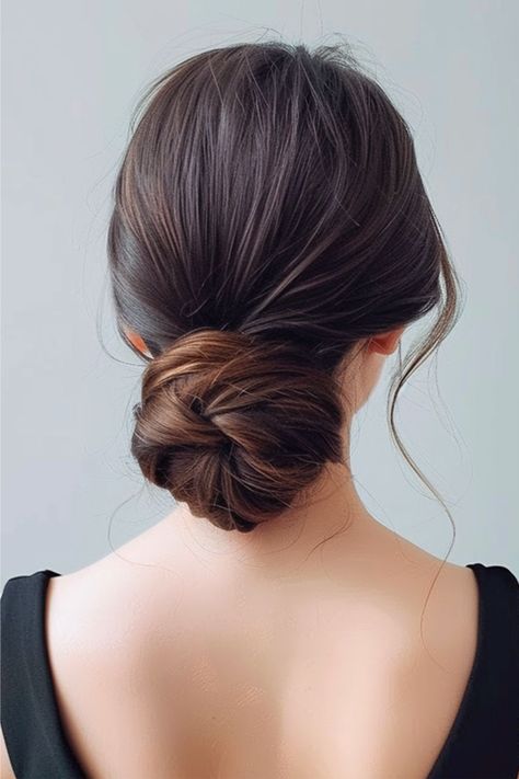 Haircut Ideas Brown Hair, Ponytail Hairstyle Ideas, Sleek Low Bun, Prom Hairstyle Ideas, Cute Ponytail, Cute Ponytail Hairstyles, Curly Prom Hair, Twist Box Braids, Hairstyle Ideas Easy