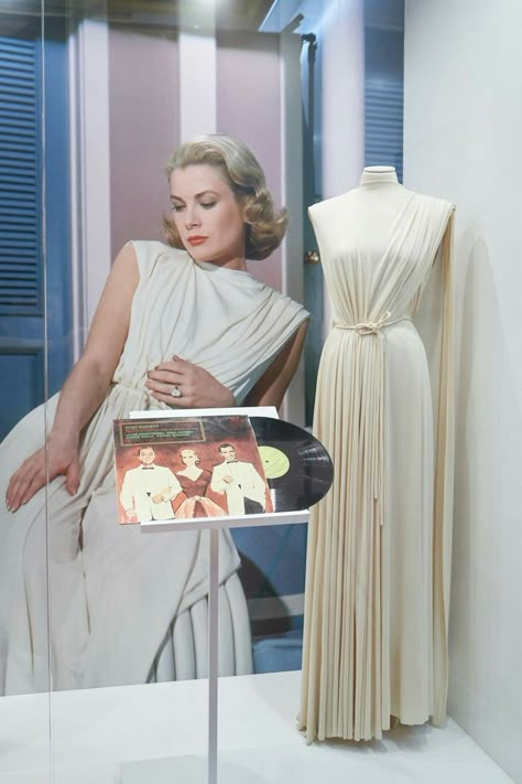 Grace Kelly High Society Dress, High Society Grace Kelly Outfits, High Society Grace Kelly, High Society Outfits, Grace Kelly Outfits, Grace Kelly High Society, Grace Kelly Dresses, 1950s Couture, Pauline Ducruet