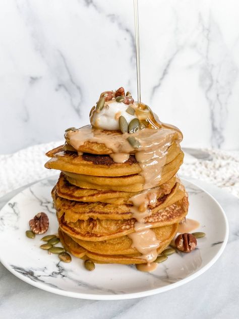 Vegan Oatmeal Pancakes, Healthy Pumpkin Pancakes, Vegan Apple Muffins, Oatmeal Pancakes Easy, Pancakes Strawberry, Gluten Free Pumpkin Pancakes, Vegan Pumpkin Pancakes, Vegan Strawberry Shortcake, Pumpkin Pancake Recipe