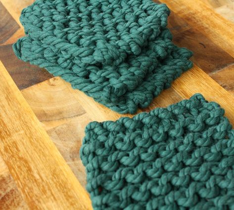 Free easy knitting pattern for coasters Made with macrame cord Knit Trivet Pattern, Knit Coaster Pattern, Knitted Coasters, Knit Coaster, Coasters Pattern, Crochet Potholder Patterns, Easy Knitting Patterns Free, Potholder Patterns, Crochet Potholders