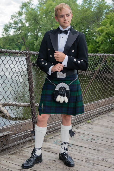 Prince Charlie Full Formal SILVER Package - Kilt Rentals - The Celtic Croft Futuristic Outfits, Ghillie Brogues, Scottish Dress, Kilt Outfits, Black Watch Tartan, Tartan Kilt, Men In Kilts, Full Dress, Wedding Rentals