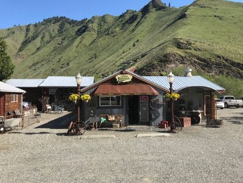 Idaho Banana Co. Is The Quirkiest Little Gift Shop In The Gem State That's So Worth A Stop Castle Layout, Idaho Adventure, Salmon River, Camping Stuff, Local Brewery, Mountain Travel, Quirky Gifts, What Type, Main Street