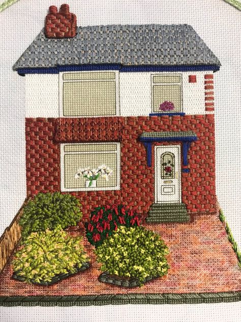 Embroidered House, House Portrait, Basic Embroidery Stitches, House Portraits, Hand Embroidery Pattern, Needle Arts, Embroidery Craft, Hand Embroidery Patterns, Fairy House