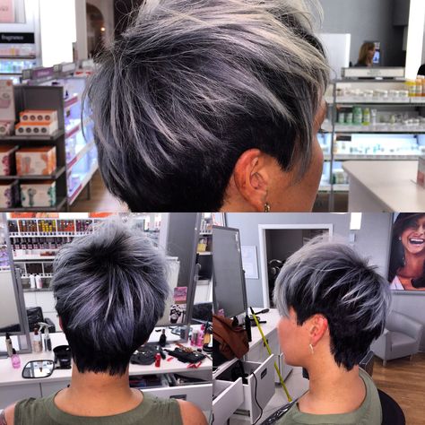 Black Hair With Grey Highlights, Grey Pixie Hair, Silver Hair Short, Hair Color Silver, Black Haircuts, Black And Silver Hair, Black And Grey Hair, Silver Hair Highlights, Straight Human Hair Wig