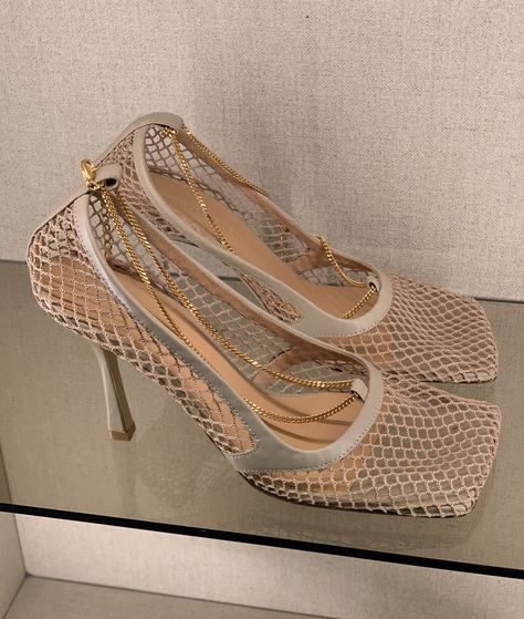 Bottega Veneta Pre-Fall 2019 beige mesh pumps with chain detail by PSL Botegga Venetta Shoes, Luxury Mesh Heels For Summer, Bottega Venetta Aesthetic, Luxury Summer Mesh Heels, Bottega Heels, Botegga Venetta Heels, Bottega Mesh Heels, Bottega Veneta Heels, Bottega Veneta Shoes