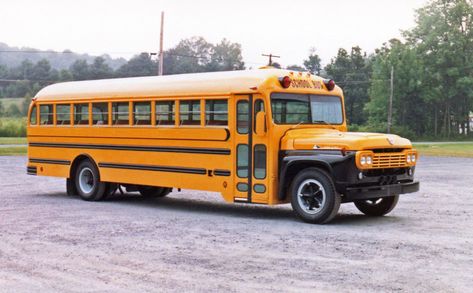 Big Ford Trucks, Modern School, Old School Bus, School Buses, Pioneer School, Bus Conversion, Bus Coach, Vintage School, Ford Truck