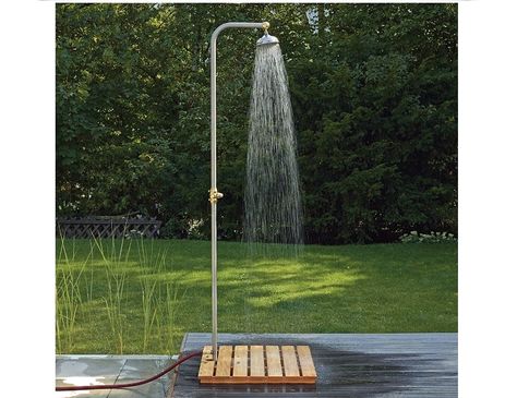 Stainless Steel Garden Shower: Gardenista                                                                                                                                                                                 More Outdoor Solar Shower, Outside Showers, Outdoor Shower Diy, Solar Shower, Pool Shower, Garden Shower, Australian Garden, Diy Garden Furniture, Outdoor Bathrooms