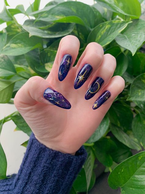 Throne Of Glass Inspired Nails, Crescent City Inspired Nails, Caraval Inspired Nails, Tog Inspired Nails, A Court Of Thorns And Roses Nail Art, Acotar Acrylic Nails, Feyre Inspired Nails, Sjm Inspired Nails, Sarah J Maas Nails